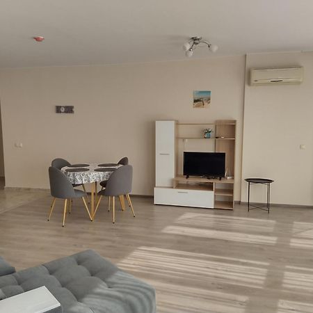 Apart Allure Dobi Aparthotel Primorsko Bagian luar foto